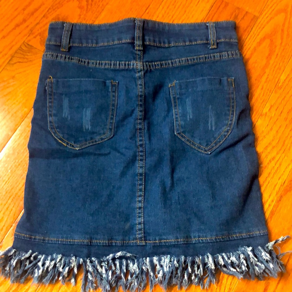 Cool skirts - Picture 2 of 3